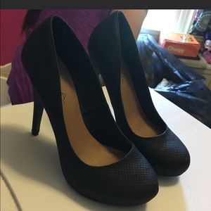 Miss A faux snake skin heels